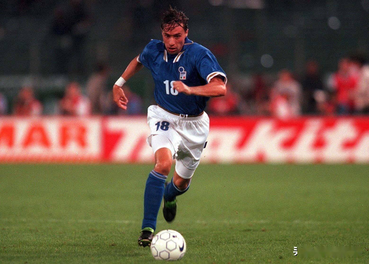 根据瑞士足球天文台的统计，这是U21进攻球员身价排行榜